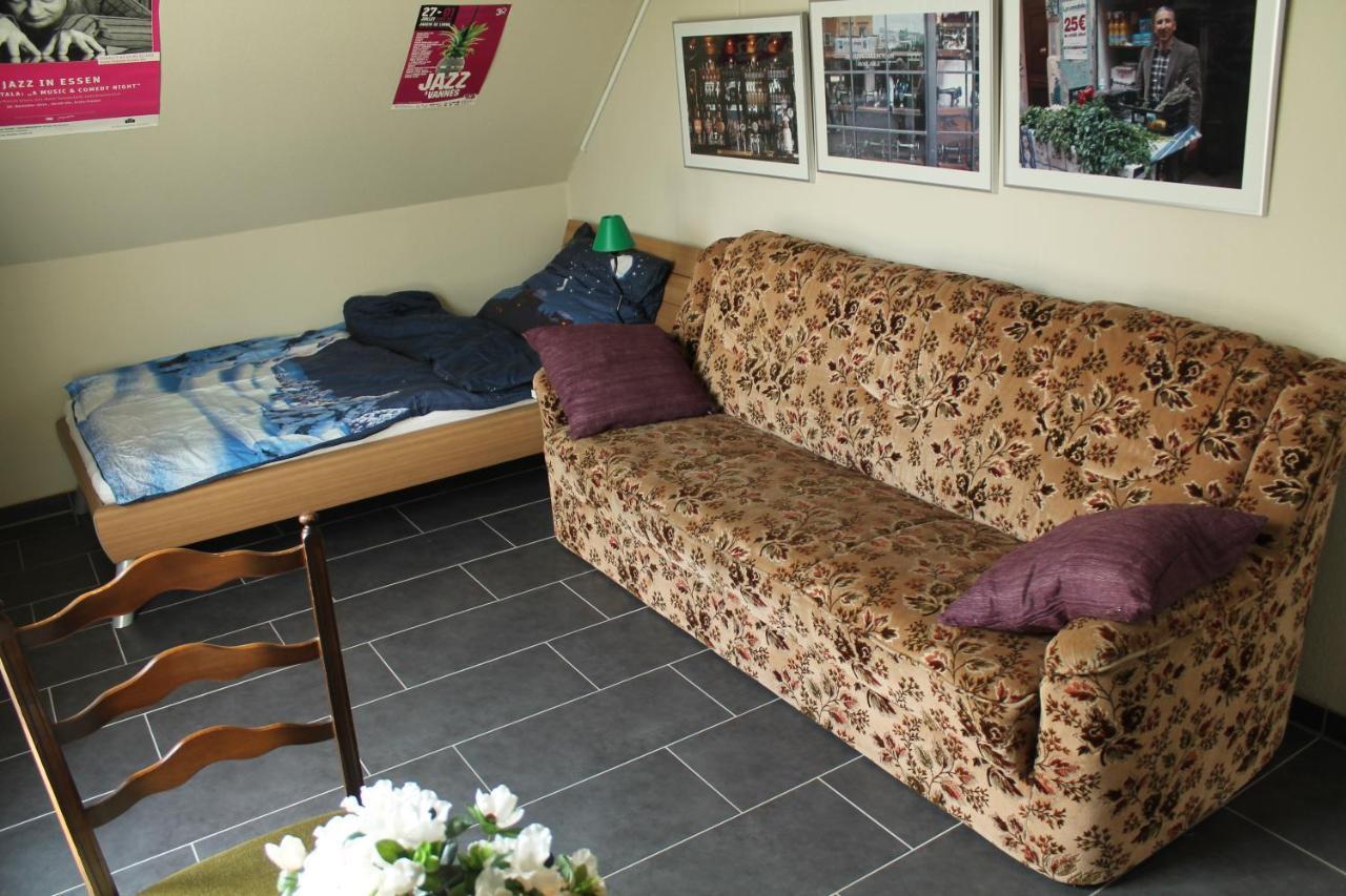 Gaestezimmer 10 Min Von Der Altstadt Entfernt Hattingen Exterior foto